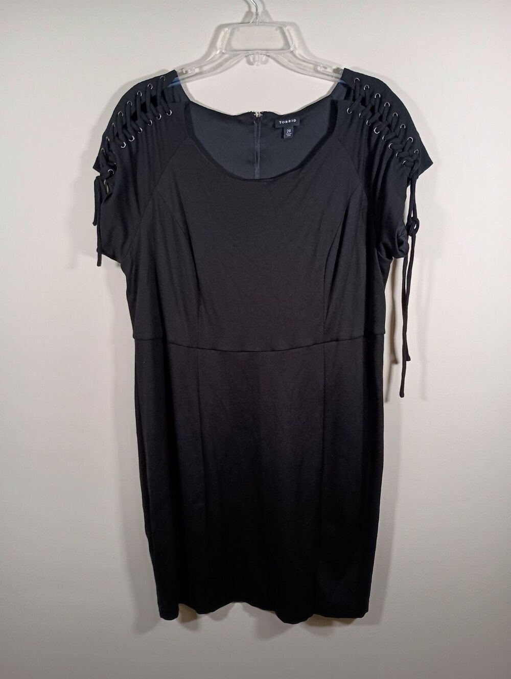 Torrid Black Bodycon Lace-Up Shoulder Raglan Scoop Neck Black Dress Plus Size 20